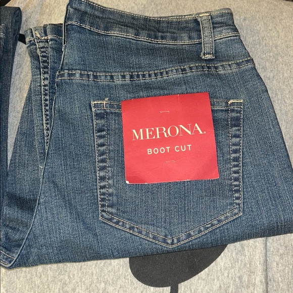 NWT Women Jeans by Merona in Bootcut in blue - Picture 8 of 10